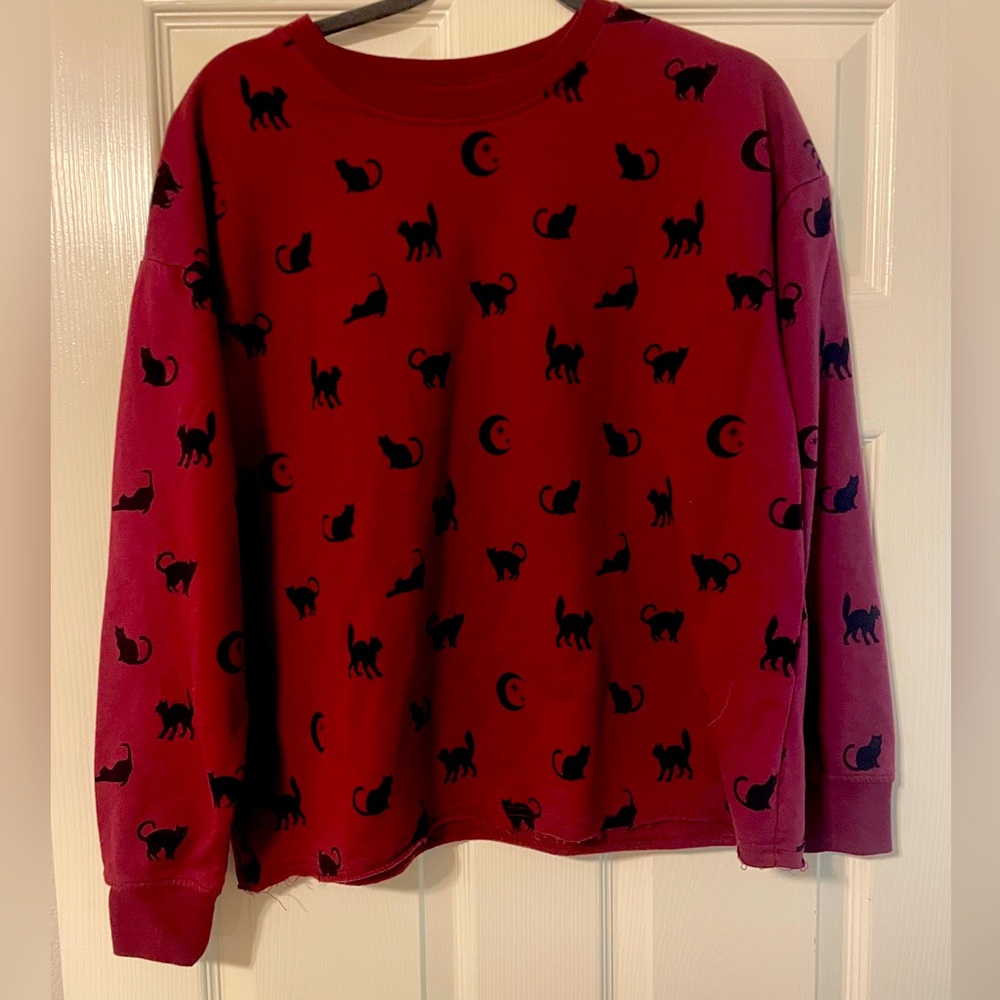 Cat and Moon Cropped sweatshirt